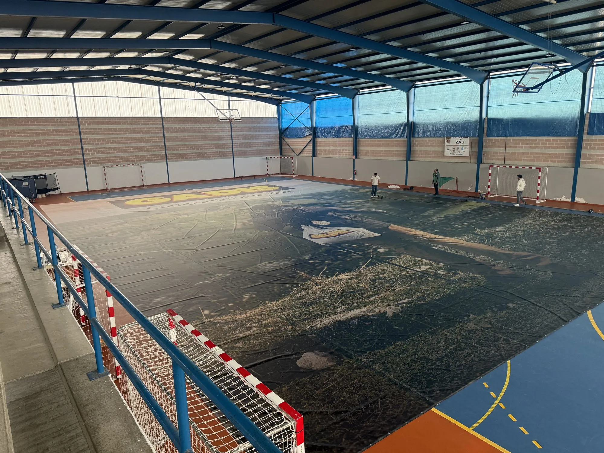 Vista xeral da peza completa no pavillón